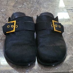 Zara cowhide leater clogs